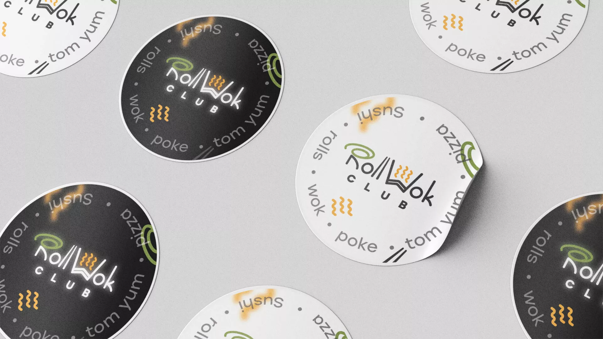 Разработка наклеек для суши-бара «Roll Wok Club» в Усть-Илимске